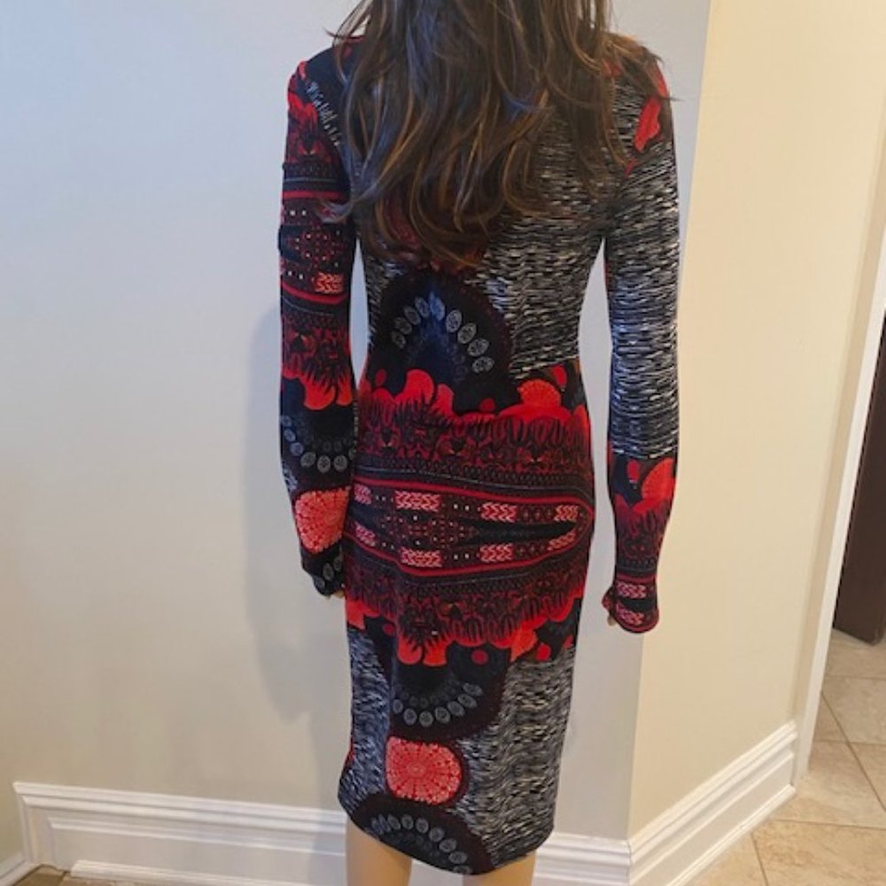 Dress - Picture 4 of 5